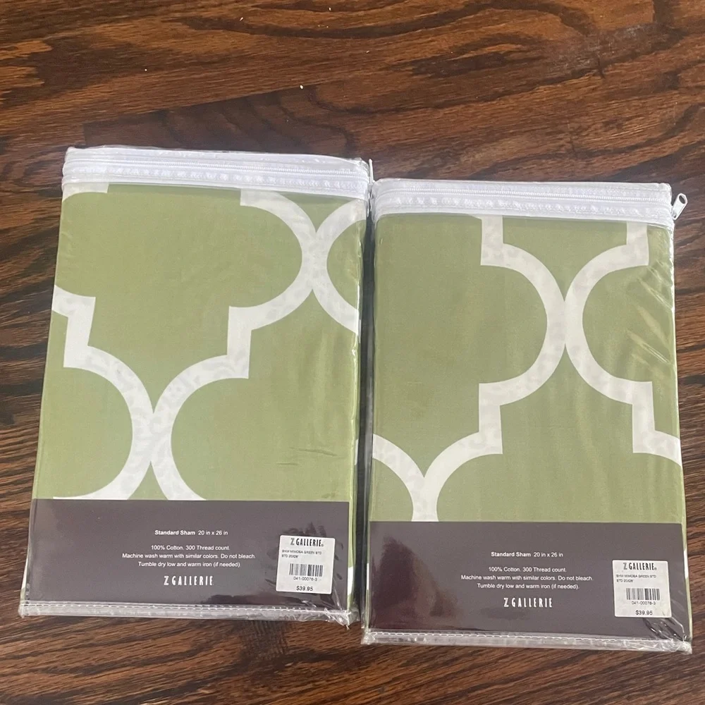 Z gallerie reversible shams (pair)